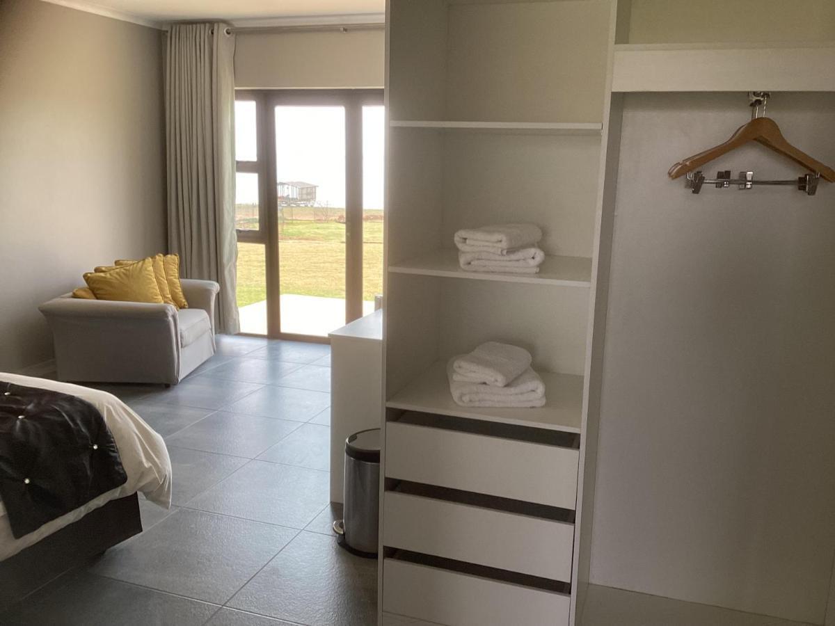 The Vaal Guesthouse Oranjeville Bagian luar foto