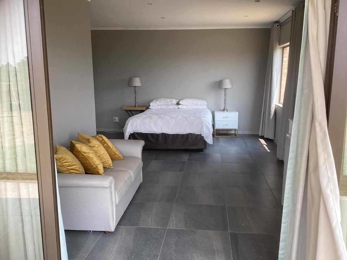 The Vaal Guesthouse Oranjeville Bagian luar foto